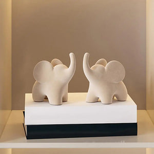ELEVA™ – Escultura Decorativa de Elefante en Resina Flock Blanca
