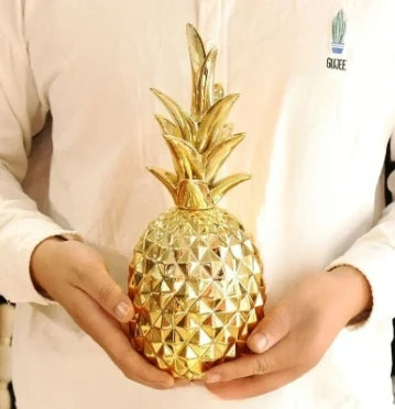 AUREAPINE™ – Piña Decorativa Nórdica de Cerámica Dorada