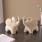 ELEVA™ – Escultura Decorativa de Elefante en Resina Flock Blanca